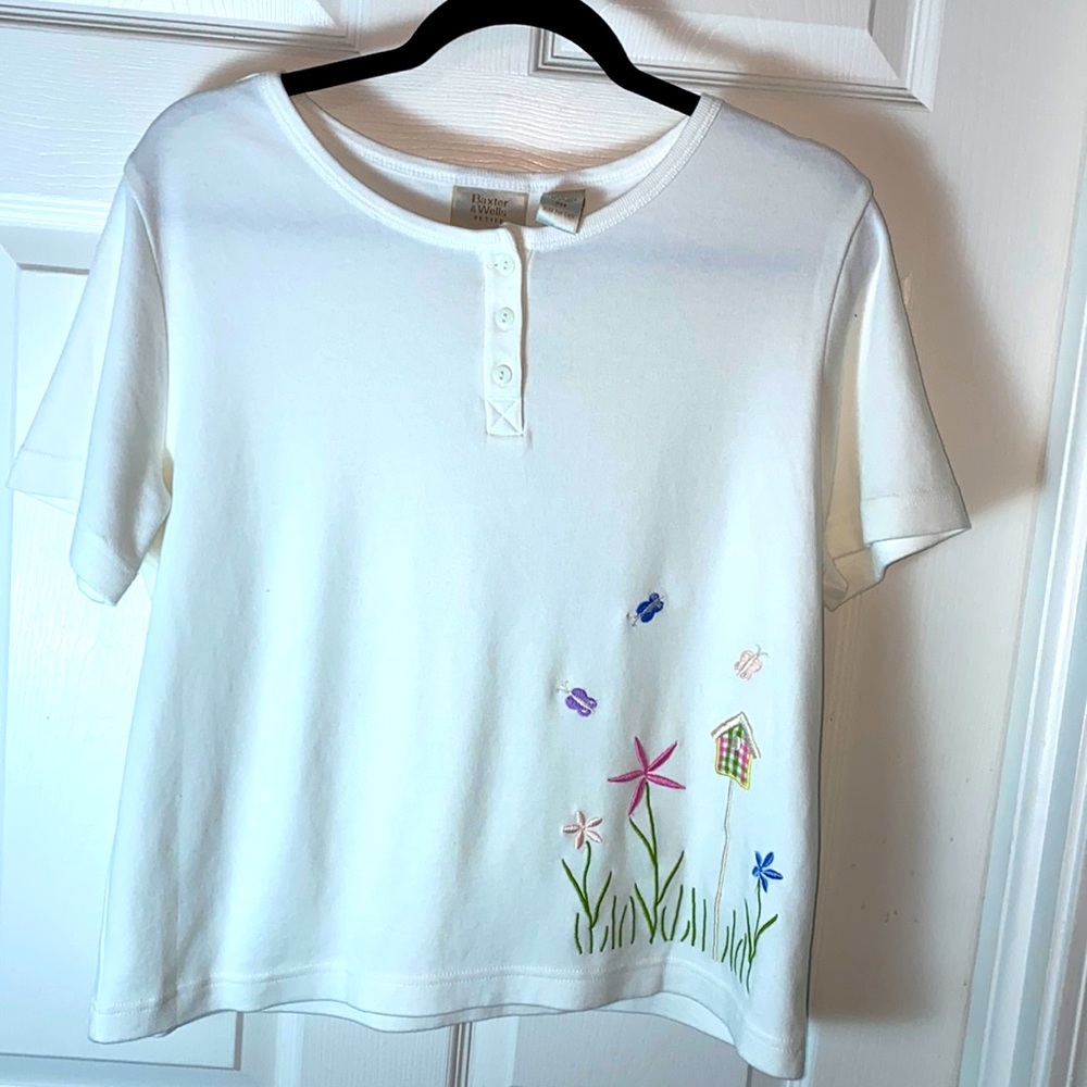 Baxter & Wells Top Short Sleeves Med Pet Embroidered Butterfly Flowers  Cotton